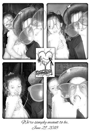 NYCphotobooth.com_CONTI_1_20180629_202507_comp